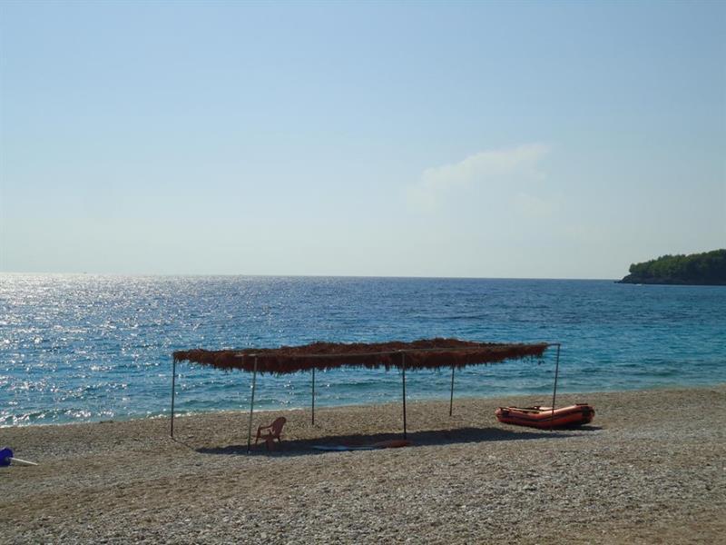 Rondos Hotel Himare Exterior photo