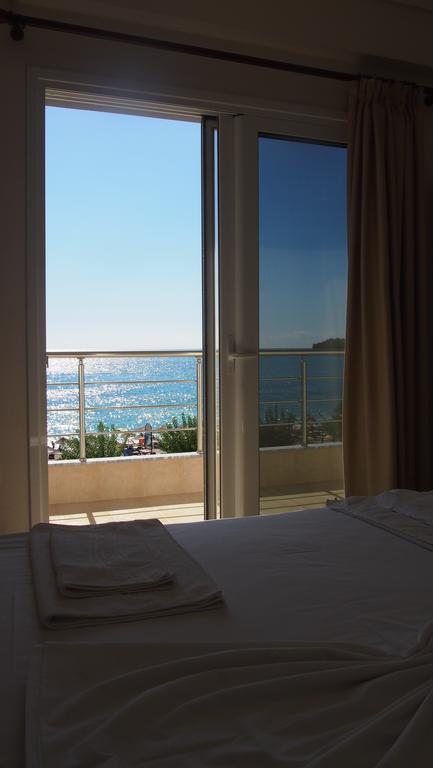 Rondos Hotel Himare Room photo