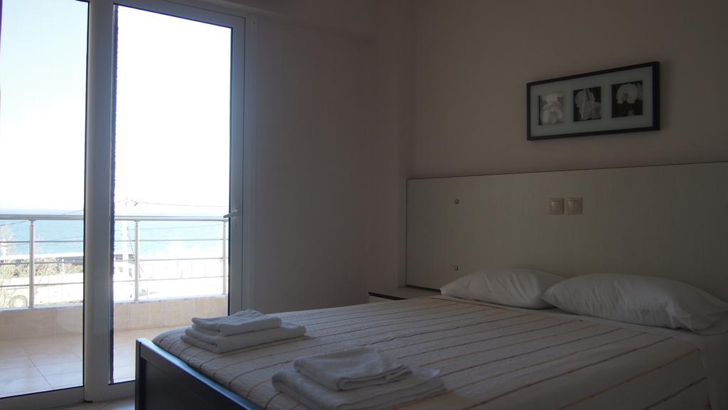 Rondos Hotel Himare Exterior photo