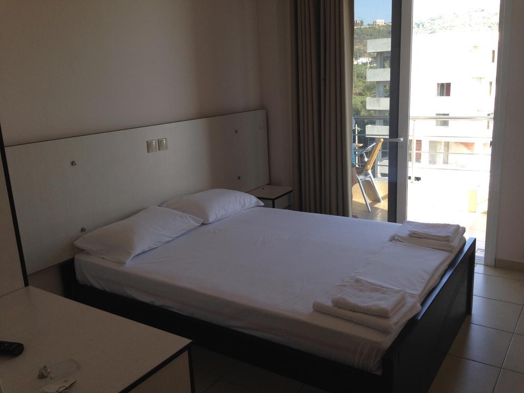 Rondos Hotel Himare Room photo